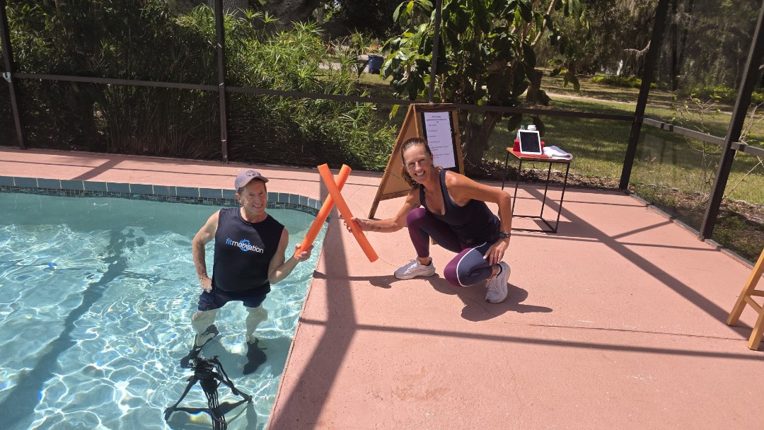 Filming an aquatic fitness instructor video with half noodles, for the Fitmotivation Video-on-Demand platform.