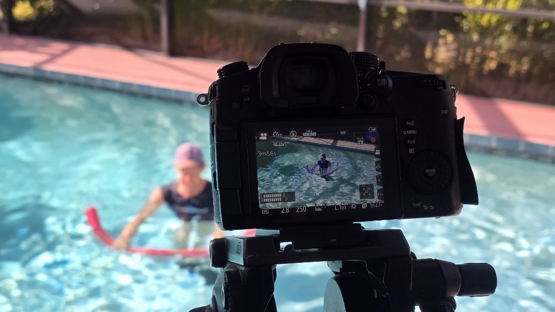 Filming a high intensity MetCon and superset training video for the Poolfit app.